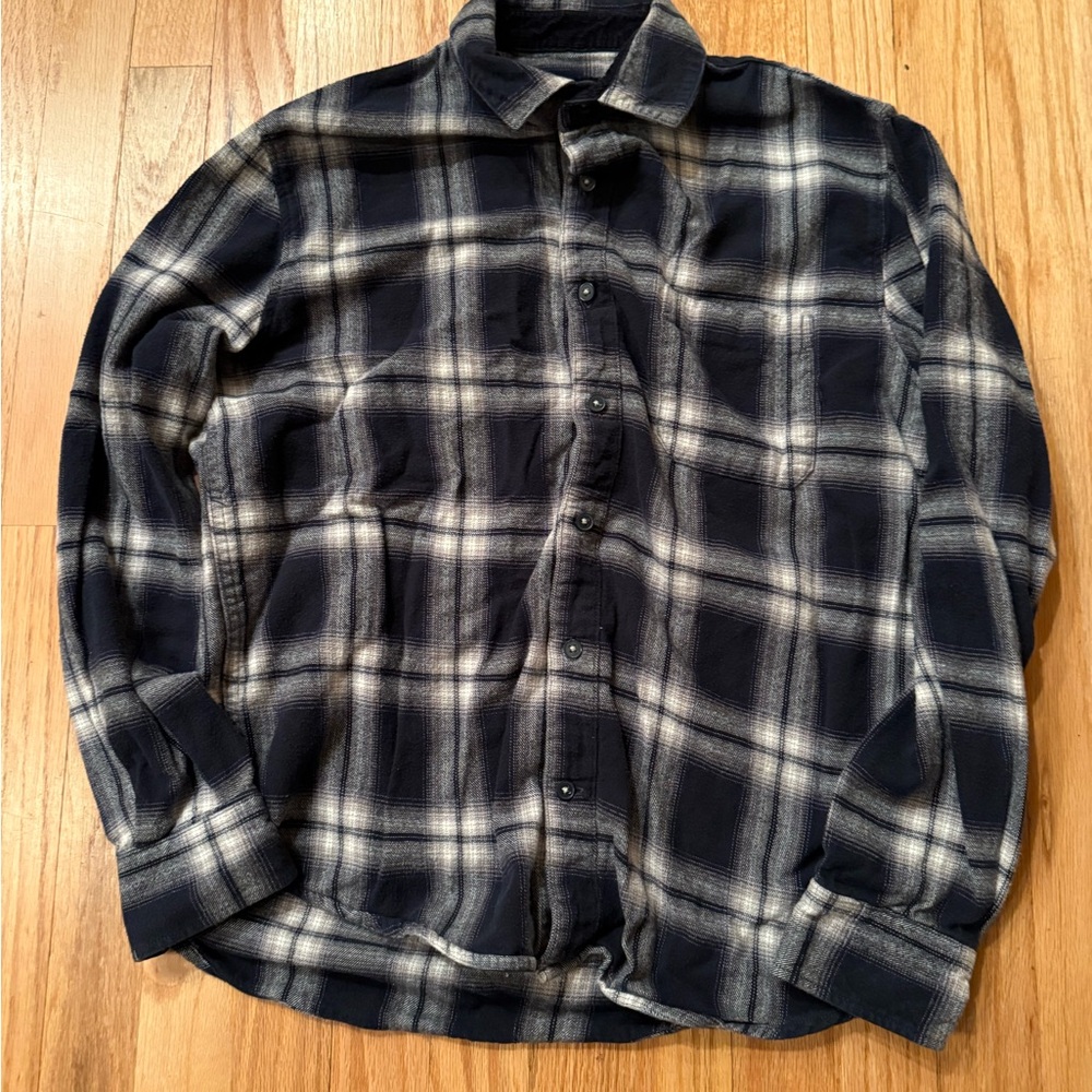 essex crossing men's shirt size M flannel blue grey white soft Fits Small